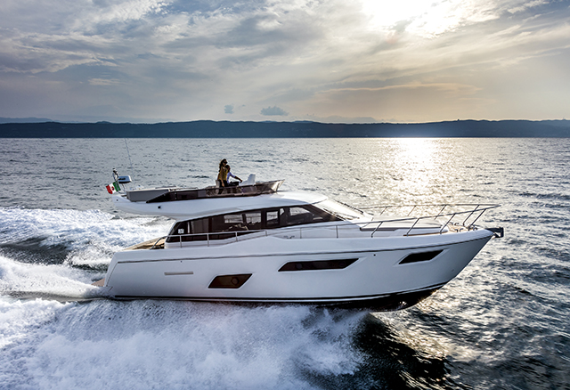 ferretti yacht 450